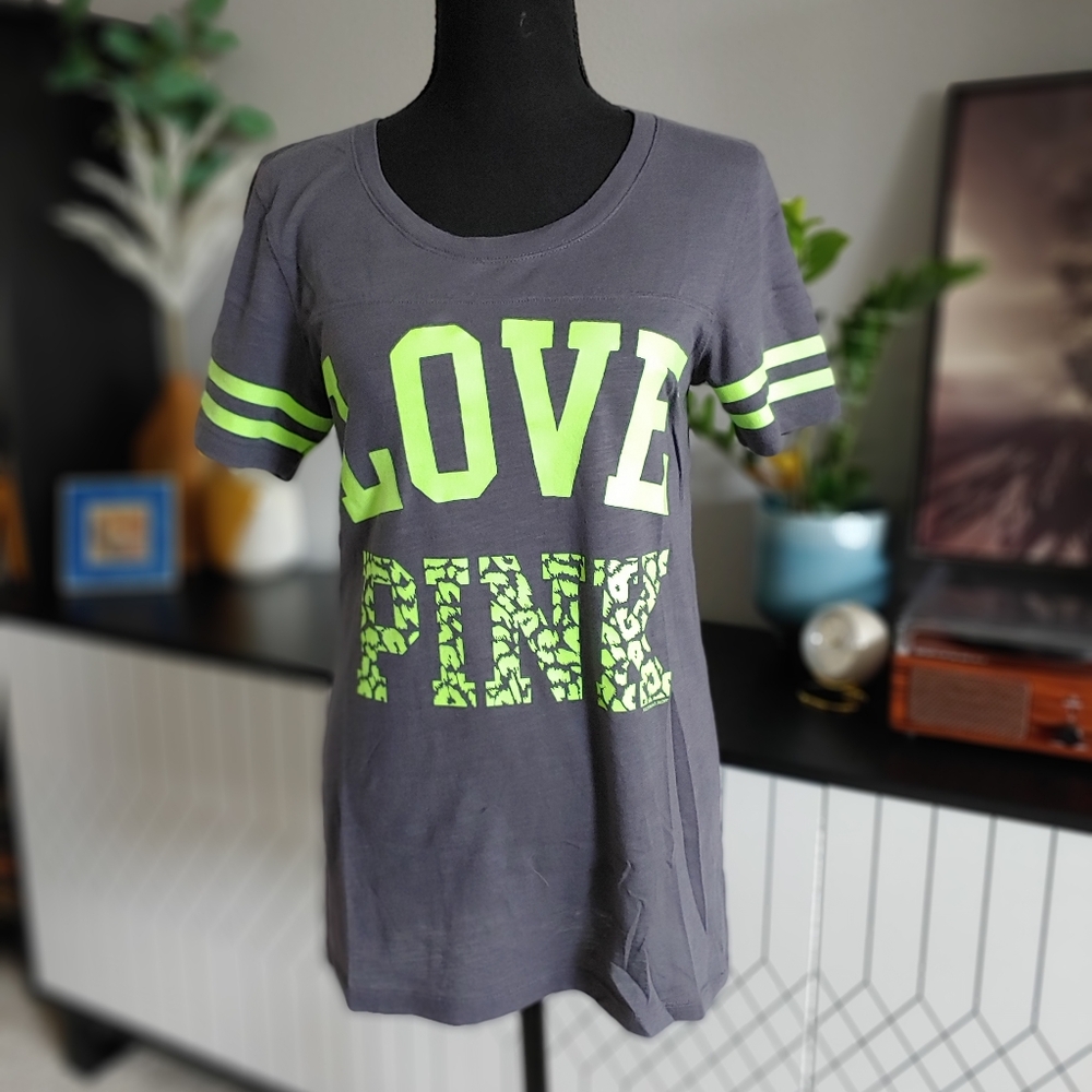 Women's Gray and Green Graphic Shirt